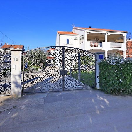 Вилла Hacienda Mia With Pool And Yacuzzi, Free Parking Задар Экстерьер фото